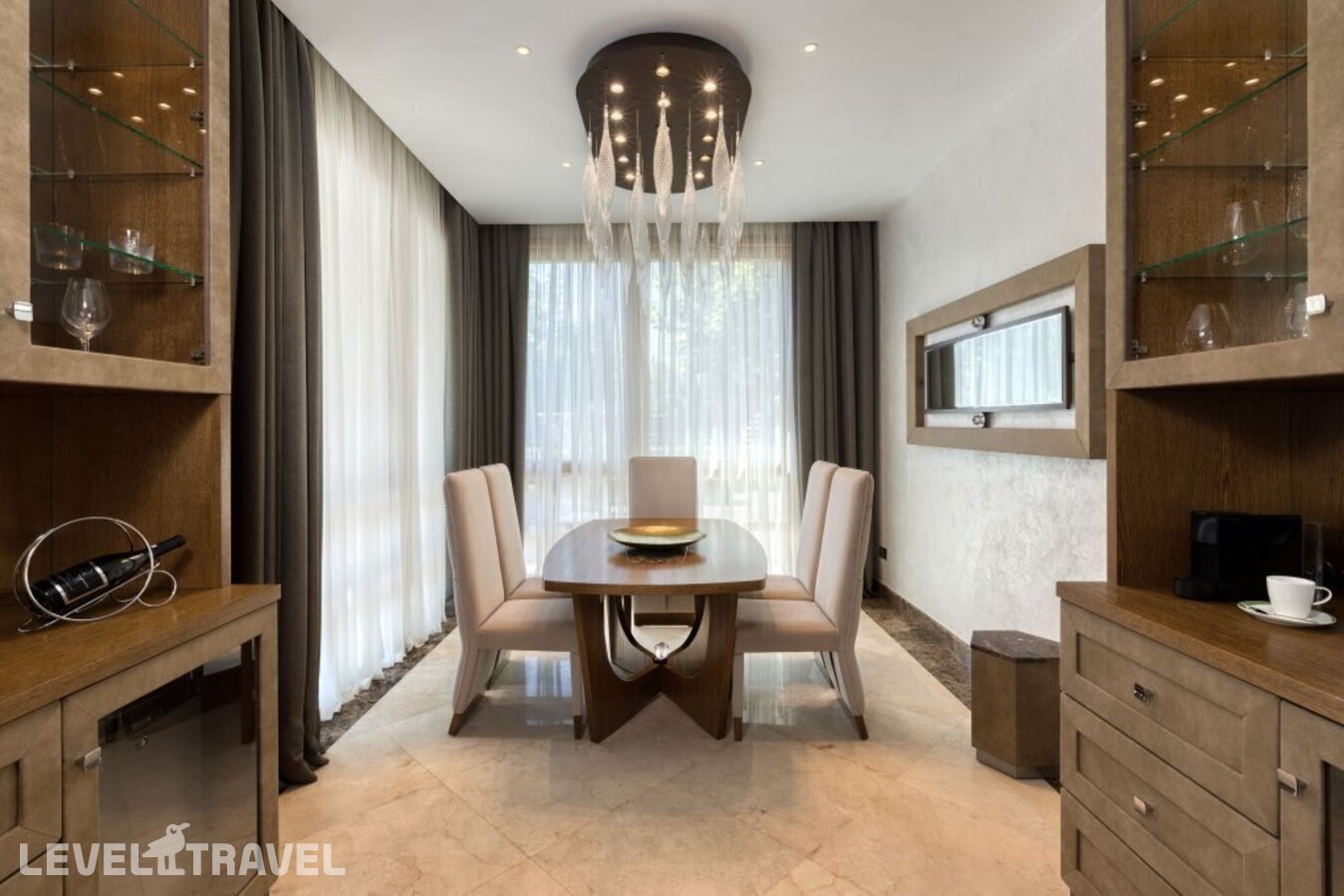 фотографии номера Вилла (3 комнаты) отеля Parklane, A Luxury Collection Resort & Spa в Кипр(Пиргос) - фото №2