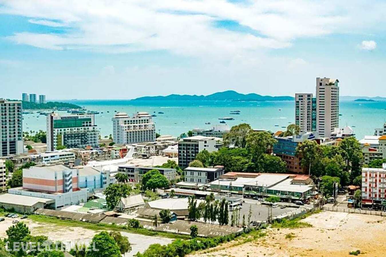 фотографии номера Семейный люкс с балконом отеля Grand Palazzo Hotel Pattaya в Таиланд(Центральная Паттайя) - фото №5