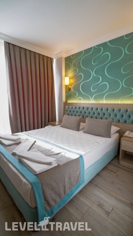 фотографии номера Стандартный с балконом отеля Lowe Hotel в Турция(Сиде - центр) - фото №4