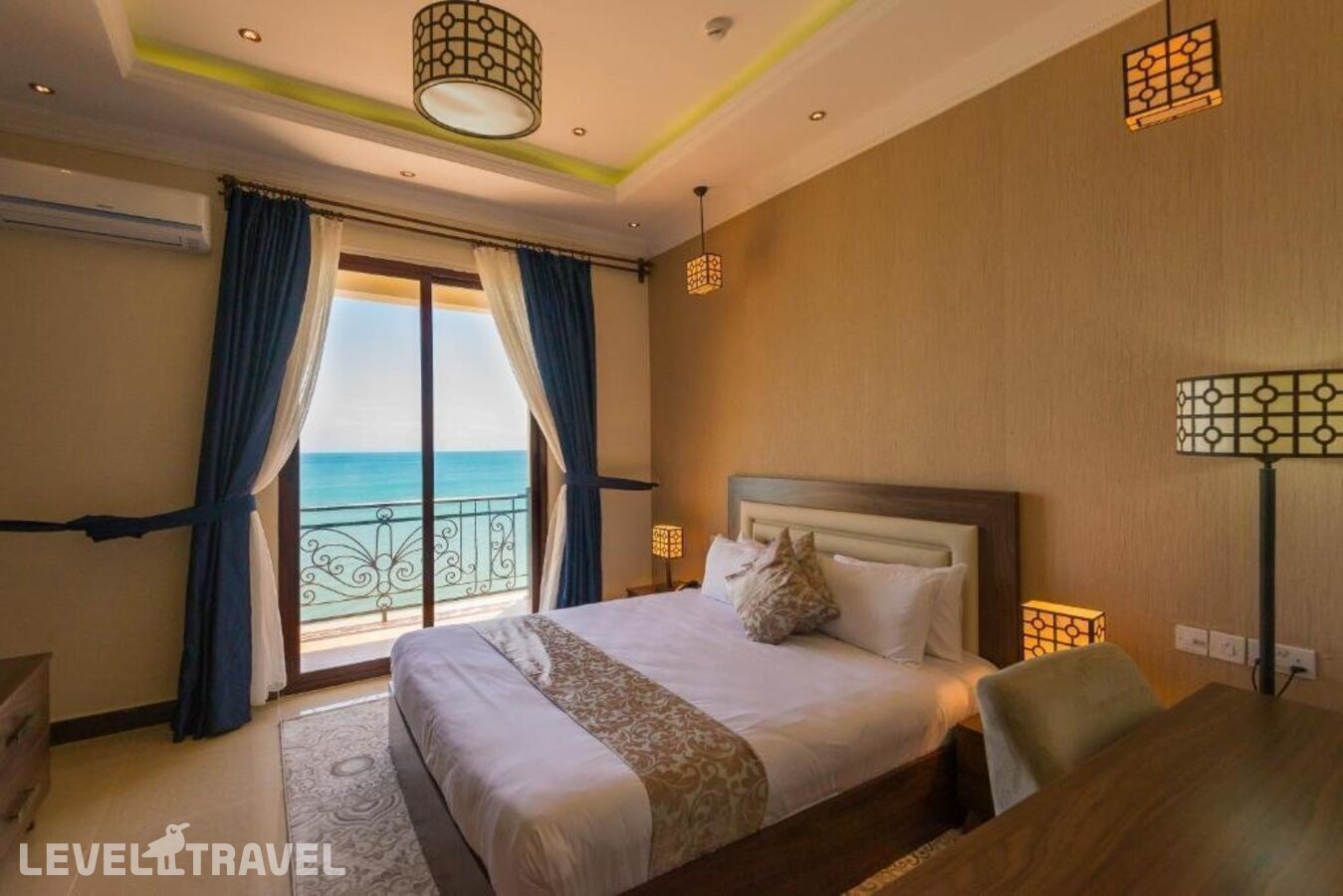 фотографии номера Люкс с видом на океан отеля Golden Tulip Zanzibar Resort в Танзания(Кибвени) - фото №2