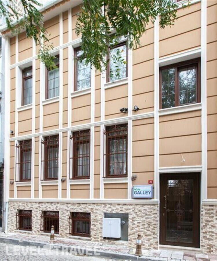 фотографии номера Стандартный с балконом и видом на море отеля Galley Hotel в Турция(Фатих) - фото №1