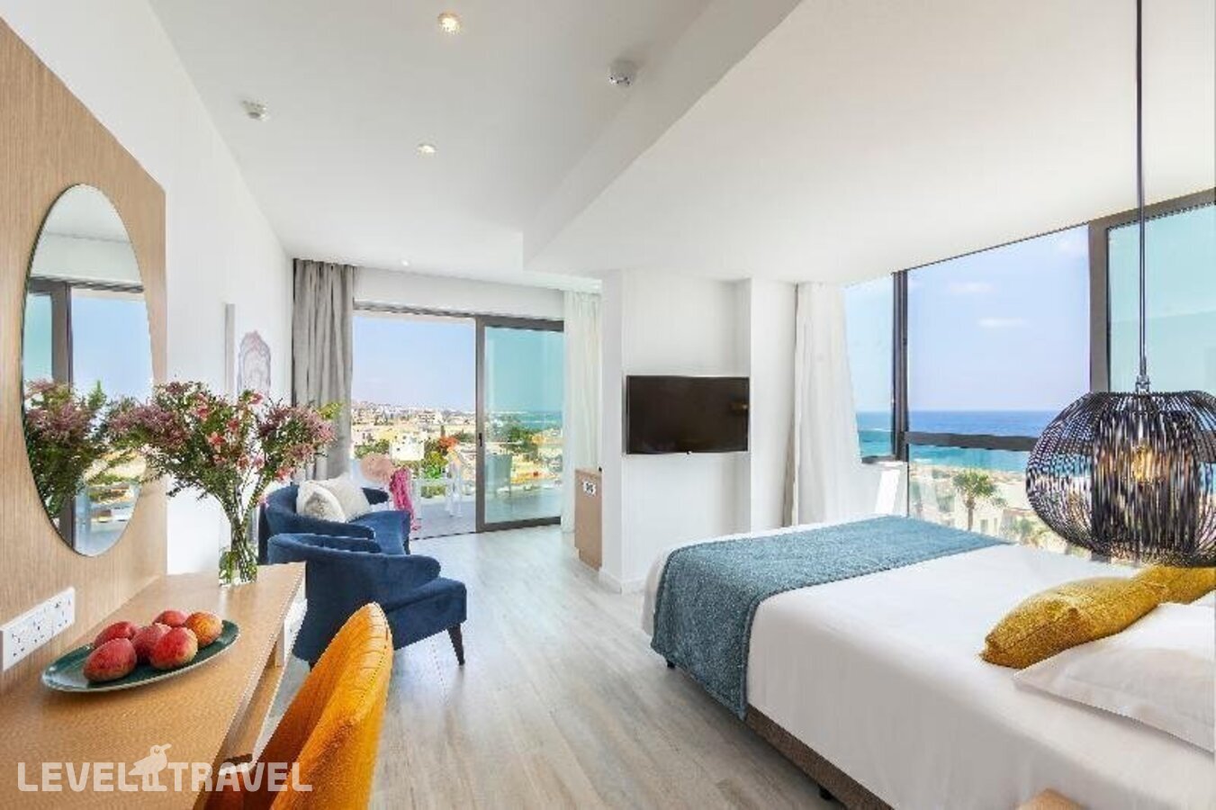 фотографии номера Стандартный с частичным видом на море отеля Leonardo Crystal Cove Hotel & Spa By The Sea (Adults Only 16+) в Кипр(Протарас) - фото №20