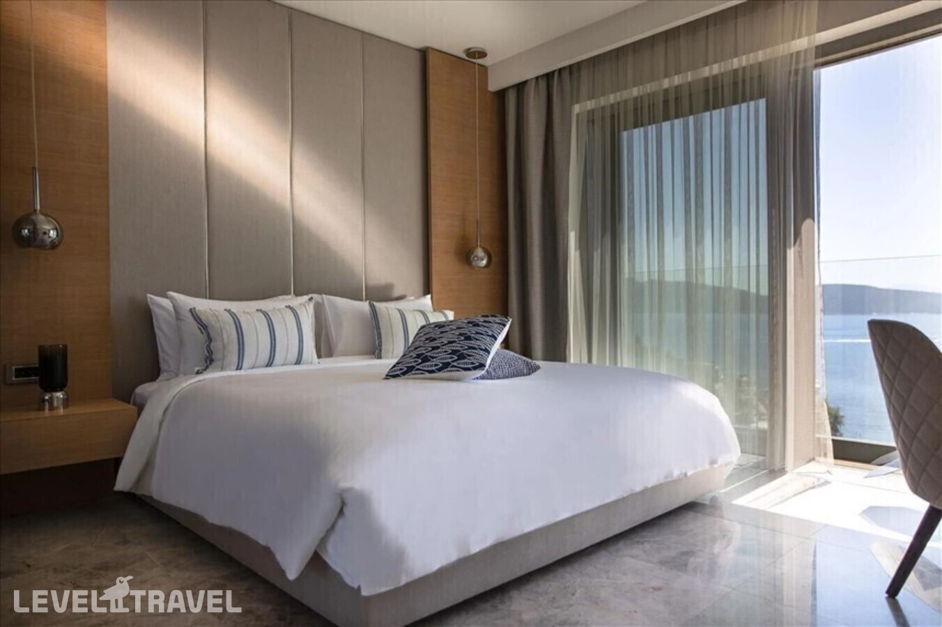 фотографии номера Люкс с видом на море (2 спальни) отеля Mett Hotel & Beach Resort Bodrum в Турция(Бодрум - центр) - фото №1