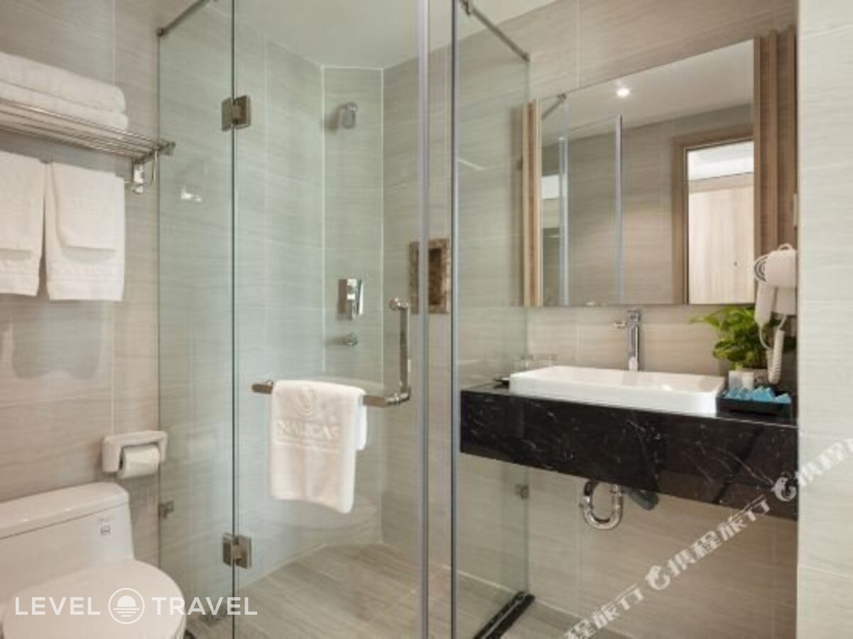 фотографии номера Делюкс с частичным видом на море отеля Nalicas Hotel в Вьетнам(Нячанг) - фото №15