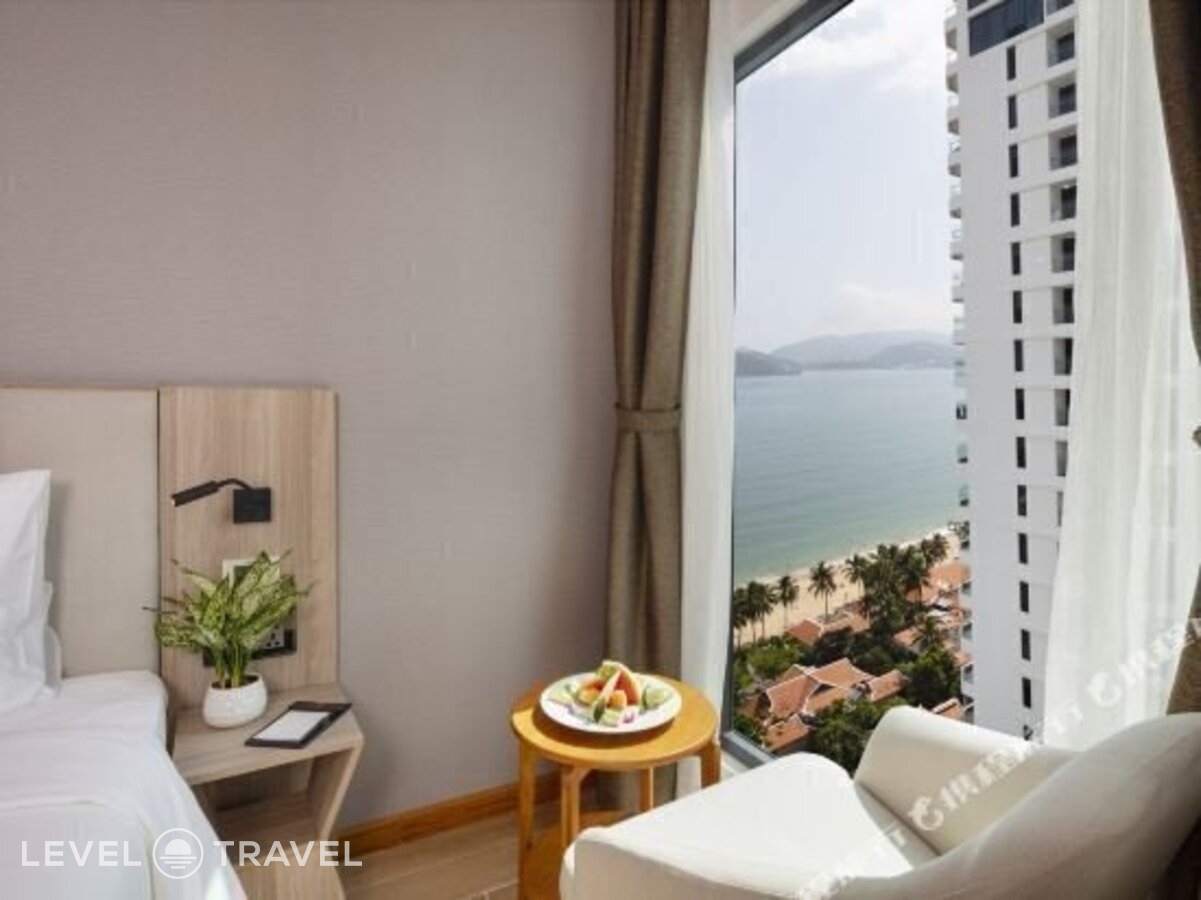 фотографии номера Делюкс с частичным видом на море отеля Nalicas Hotel в Вьетнам(Нячанг) - фото №14