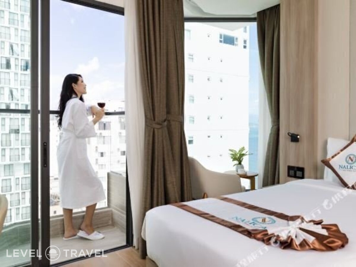 фотографии номера Делюкс с частичным видом на море отеля Nalicas Hotel в Вьетнам(Нячанг) - фото №9
