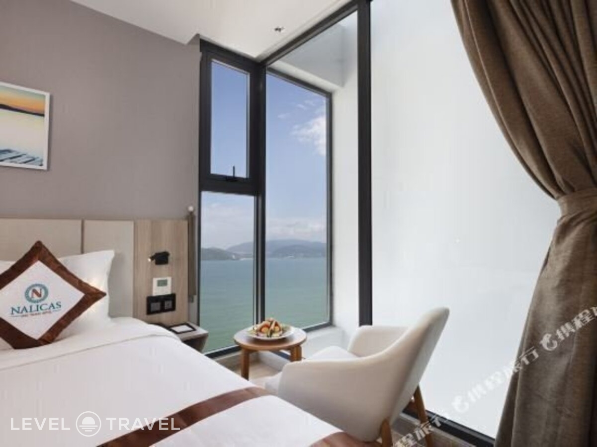 фотографии номера Делюкс с частичным видом на море отеля Nalicas Hotel в Вьетнам(Нячанг) - фото №2
