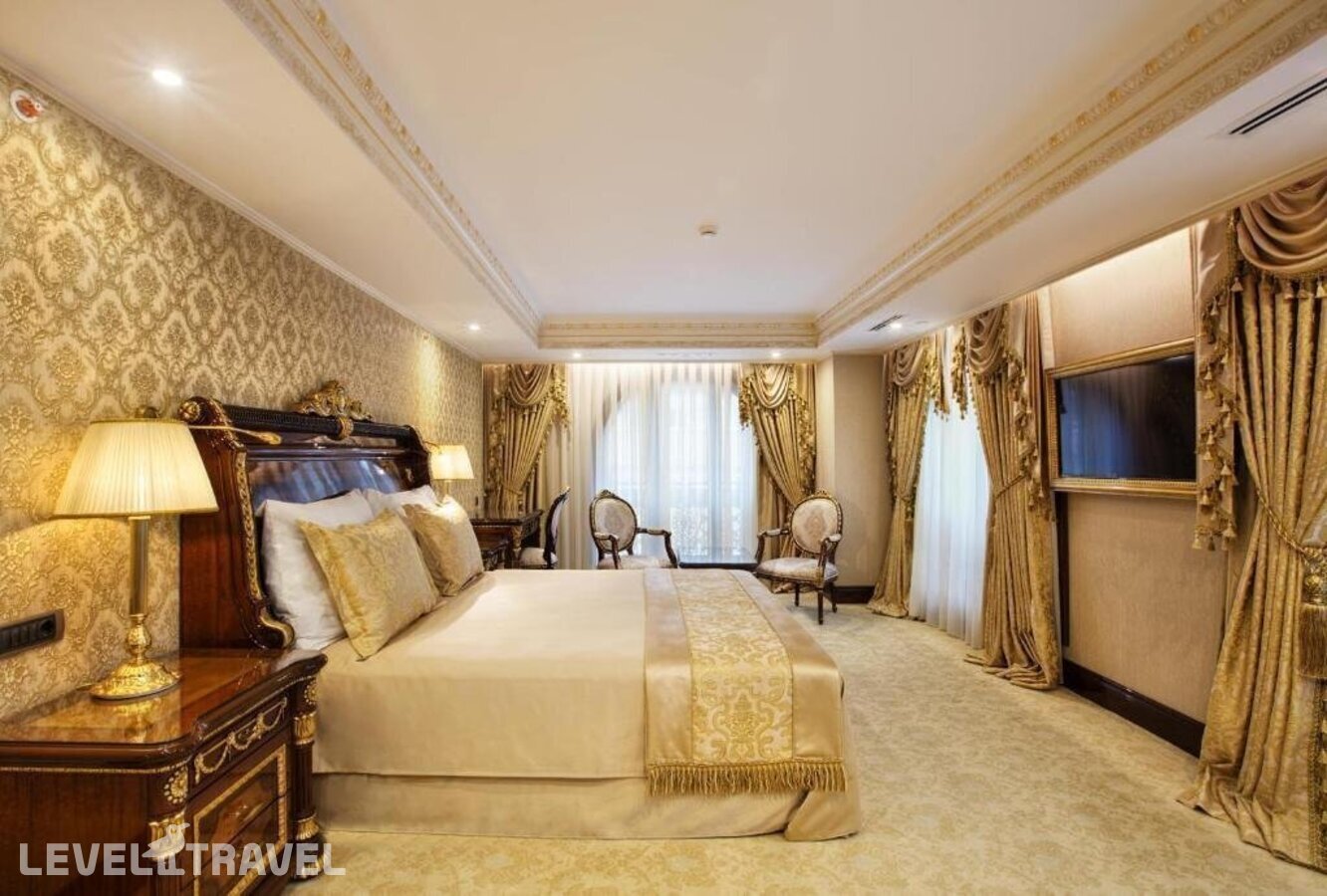 фотографии номера Полулюкс с балконом отеля Ottomans Life Hotel Deluxe в Турция(Фатих) - фото №4