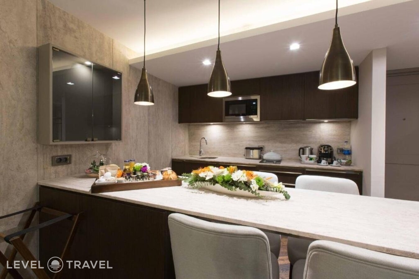 фотографии номера Люкс с видом на сад отеля Noble22 Suites в Турция(Бейоглу) - фото №4