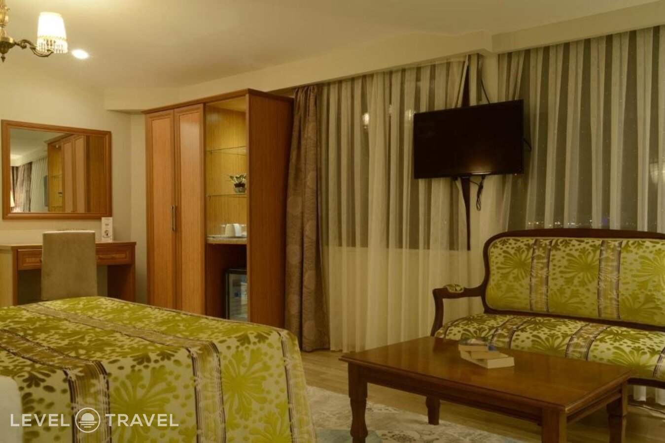 фотографии номера Люкс с видом на море отеля Tashkonak Hotel Istanbul в Турция(Фатих) - фото №4
