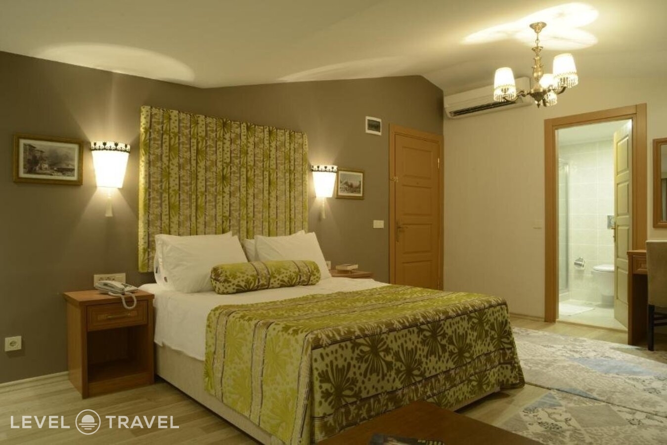фотографии номера Люкс с видом на море отеля Tashkonak Hotel Istanbul в Турция(Фатих) - фото №2