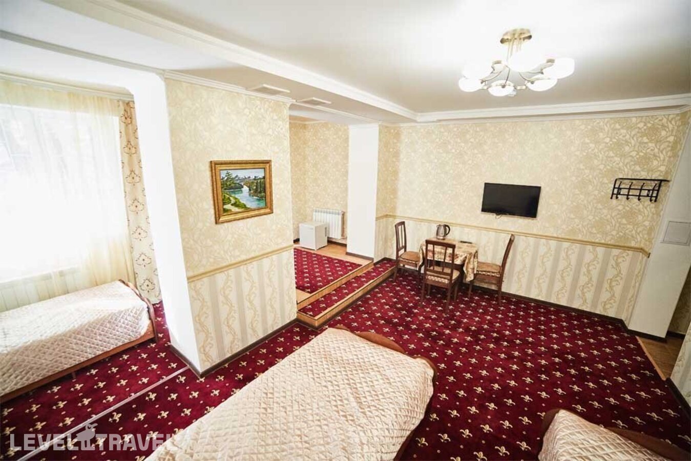фотографии номера Трехместный номер отеля Пан Турист в Россия(Кисловодск) - фото №2