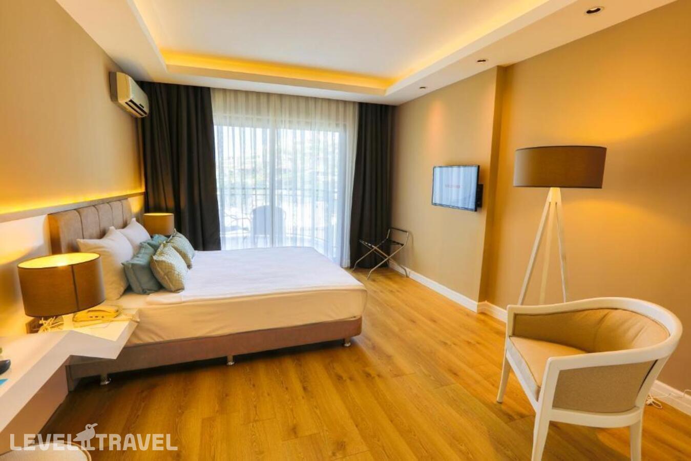 фотографии номера Стандартный с частичным видом на море отеля Vita Bella Resort & Spa в Турция(Гюндоган) - фото №1