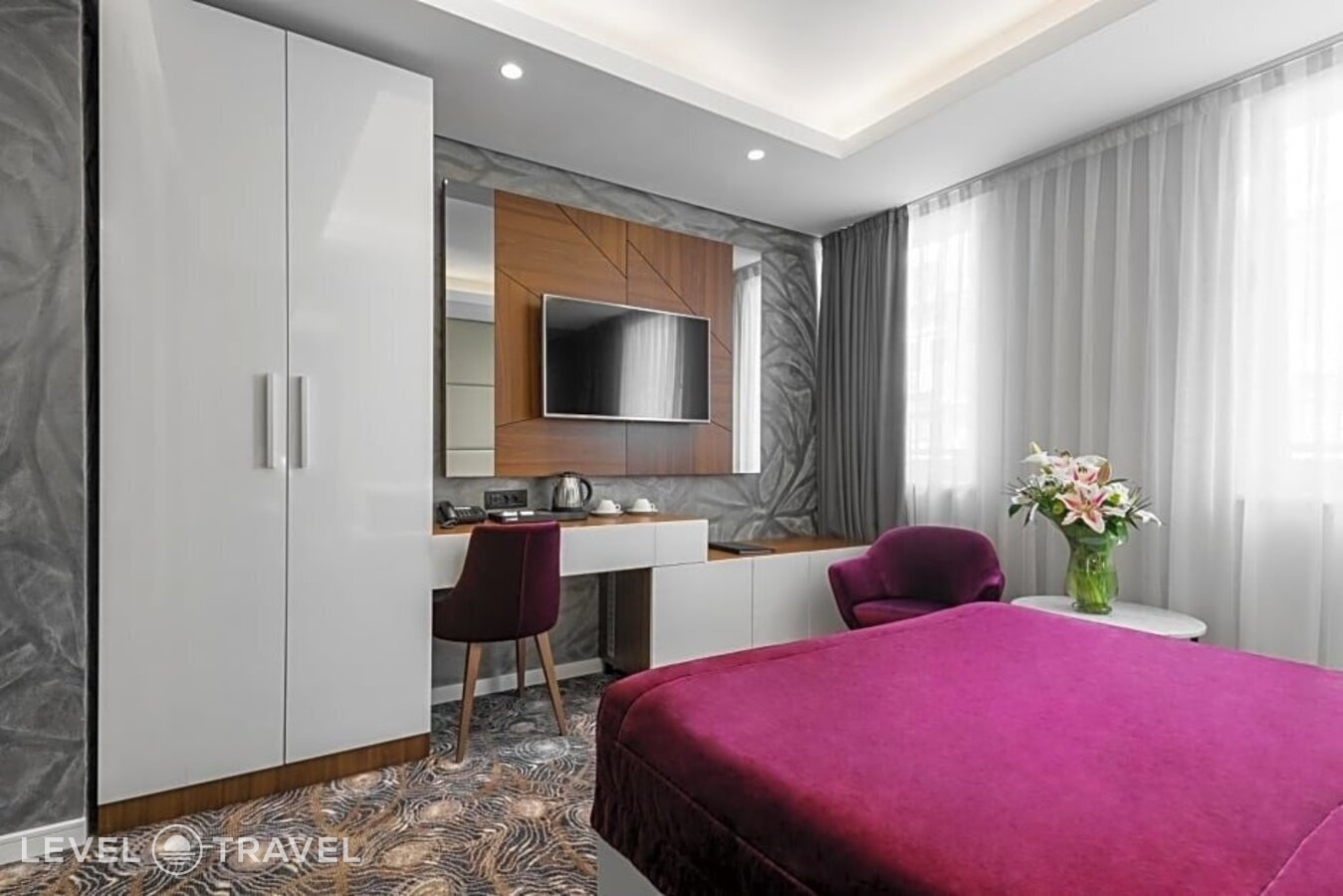 фотографии номера Стандартный с видом на город отеля Sky Hotel в Сербия(Белград) - фото №6