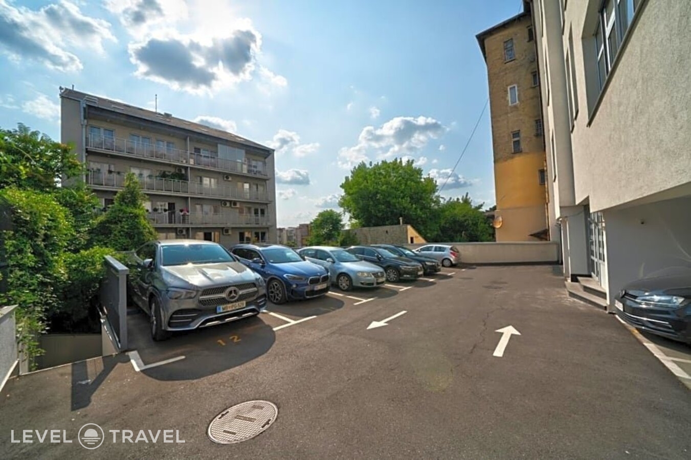 фотографии номера Стандартный с видом на город отеля Sky Hotel в Сербия(Белград) - фото №14