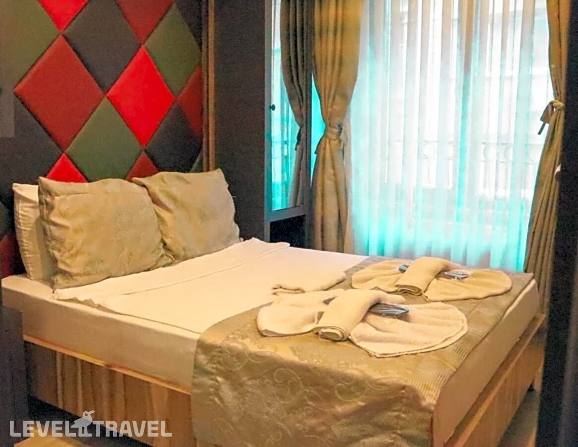 фотографии номера Четырехместный экономичный отеля Grand Esen Hotel в Турция(Сиркеджи) - фото №1