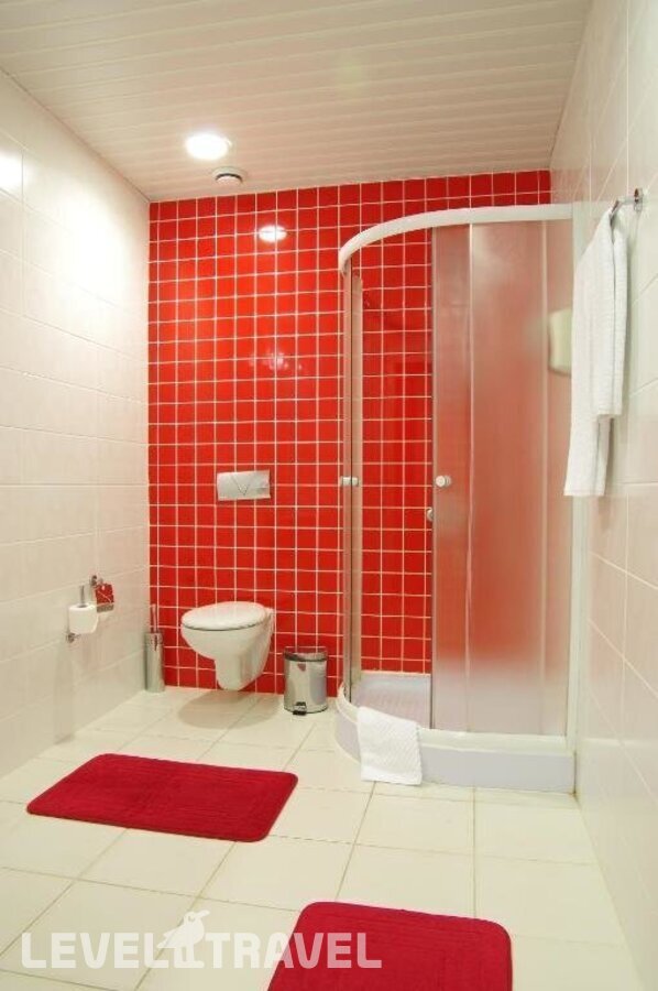 фотографии номера Стандартный (цокольный этаж) отеля It Hotel в Россия(Вахитовский район) - фото №4