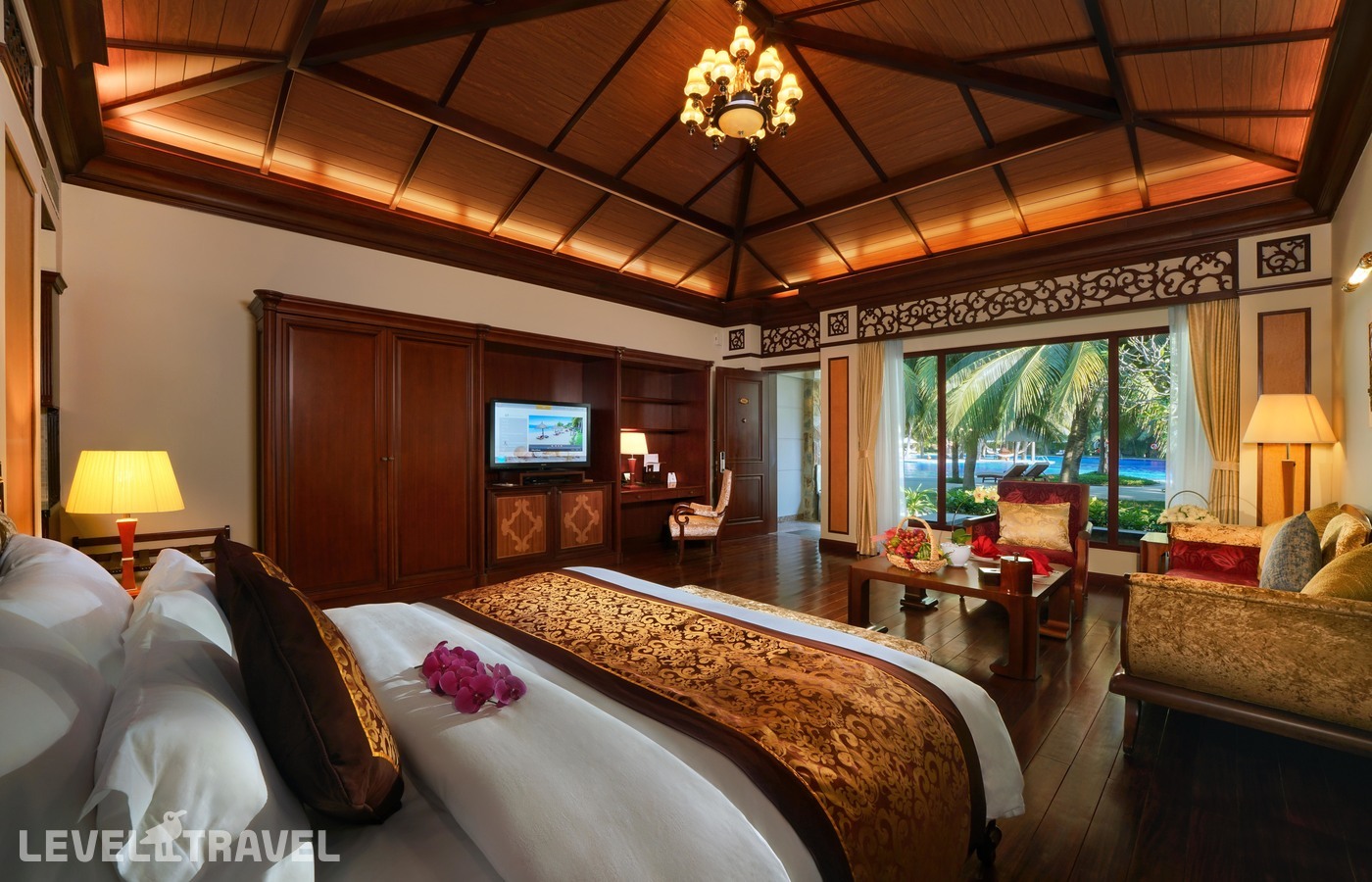 фотографии номера Вилла с видом на бассейн отеля Vinpearl Luxury Nha Trang в Вьетнам(Нячанг) - фото №3