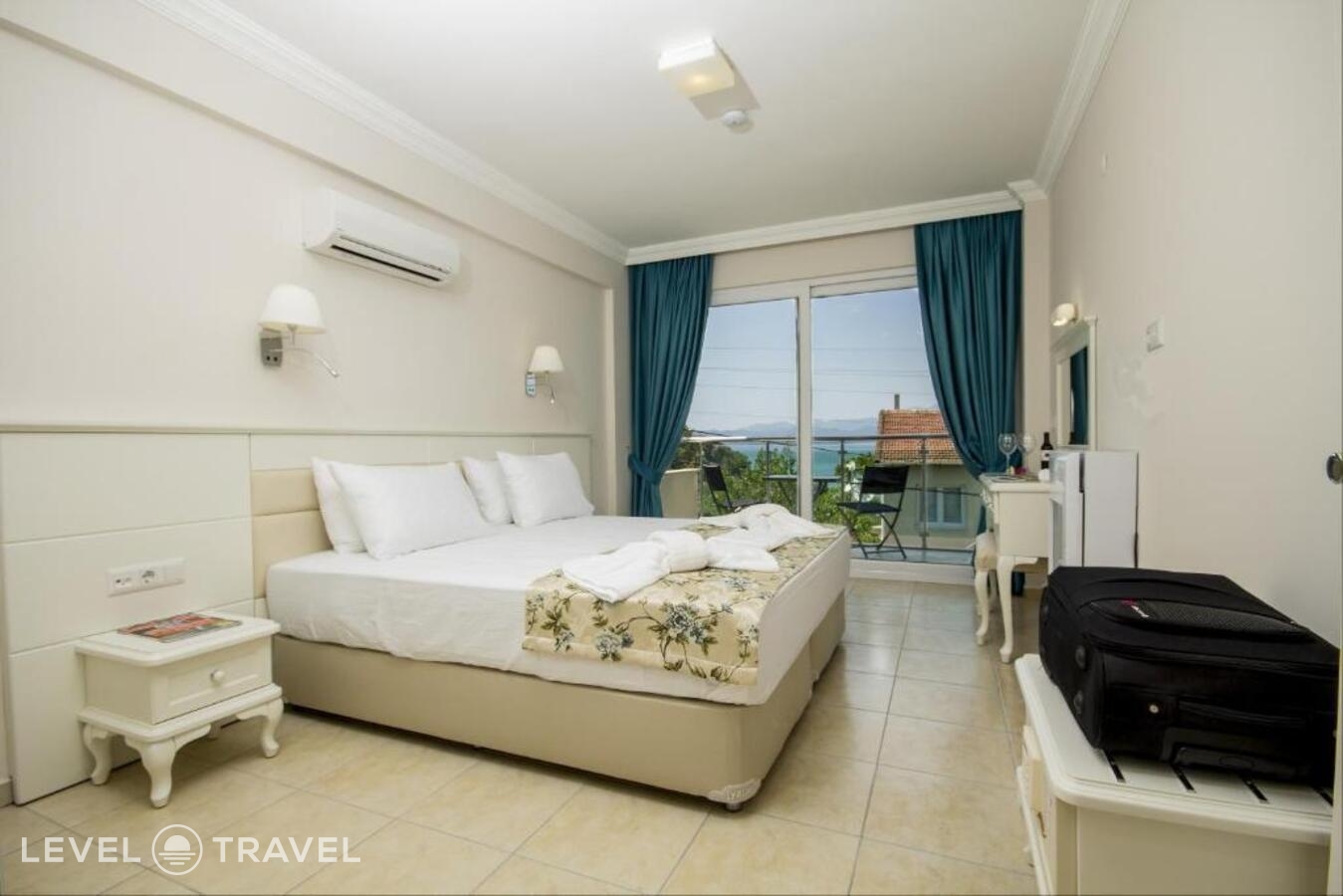 фотографии номера Люкс с видом на море отеля Sovalye Hotel в Турция(Фетхие - центр) - фото №8