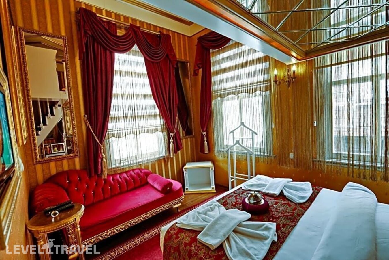фотографии номера Трехместный делюкс с видом на город отеля Sultan Tughra Hotel в Турция(Фатих) - фото №9