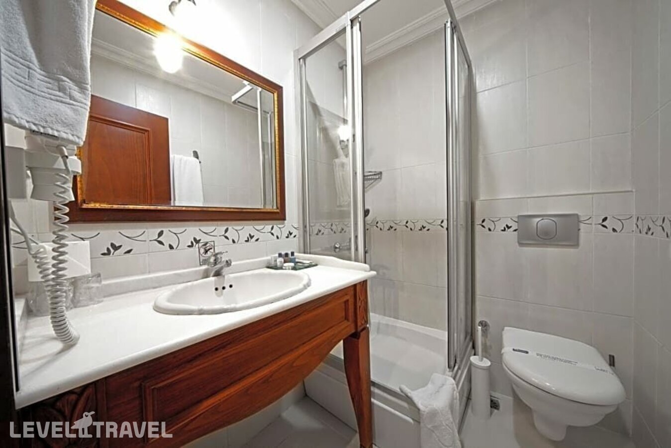фотографии номера Трехместный номер отеля Triton Hotel (Ex. Azade Hotel) в Турция(Фатих) - фото №19