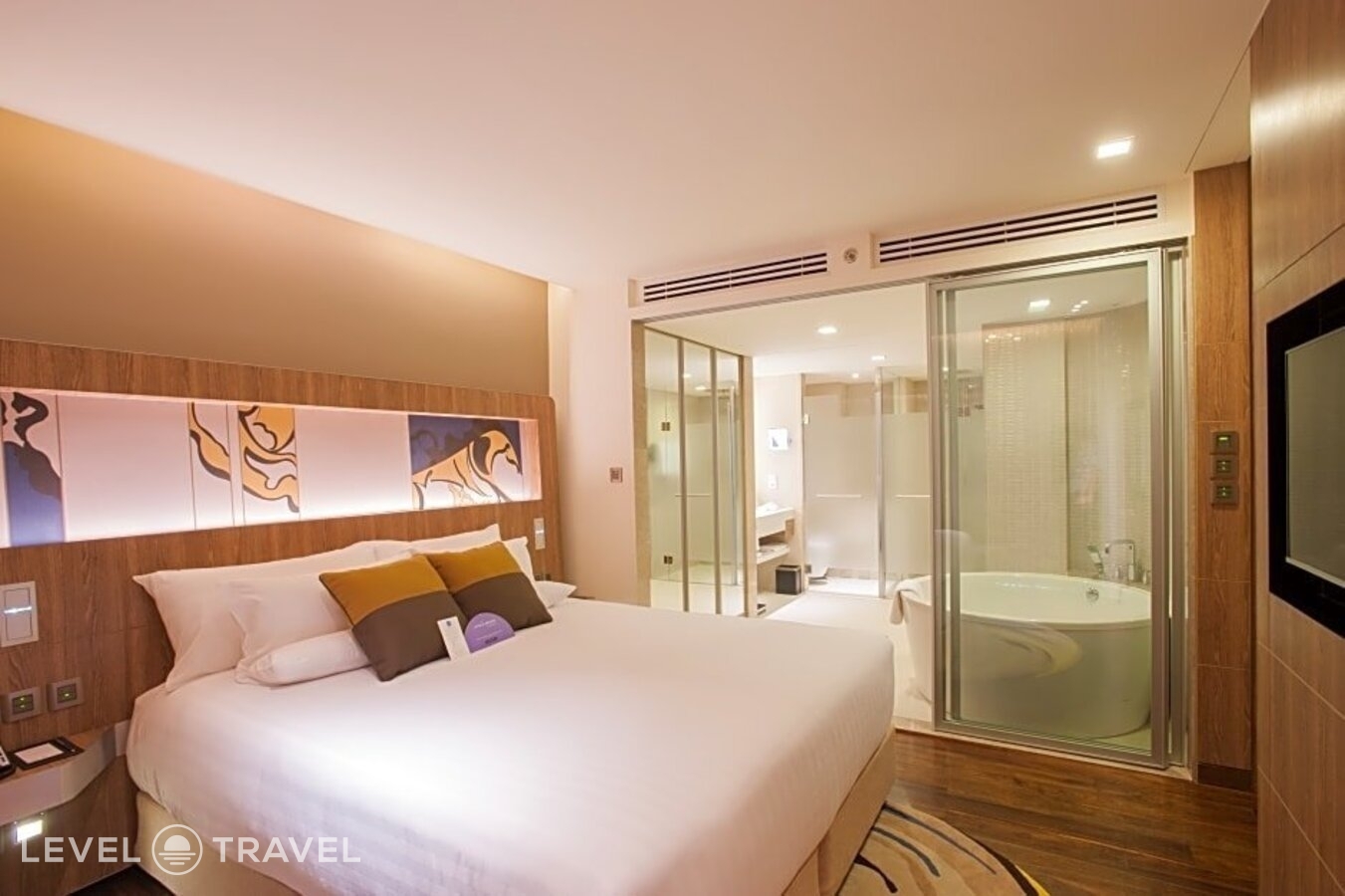 фотографии номера Одноместный представительский отеля Novotel Bangkok Sukhumvit 20 в Таиланд(Бангкок) - фото №7