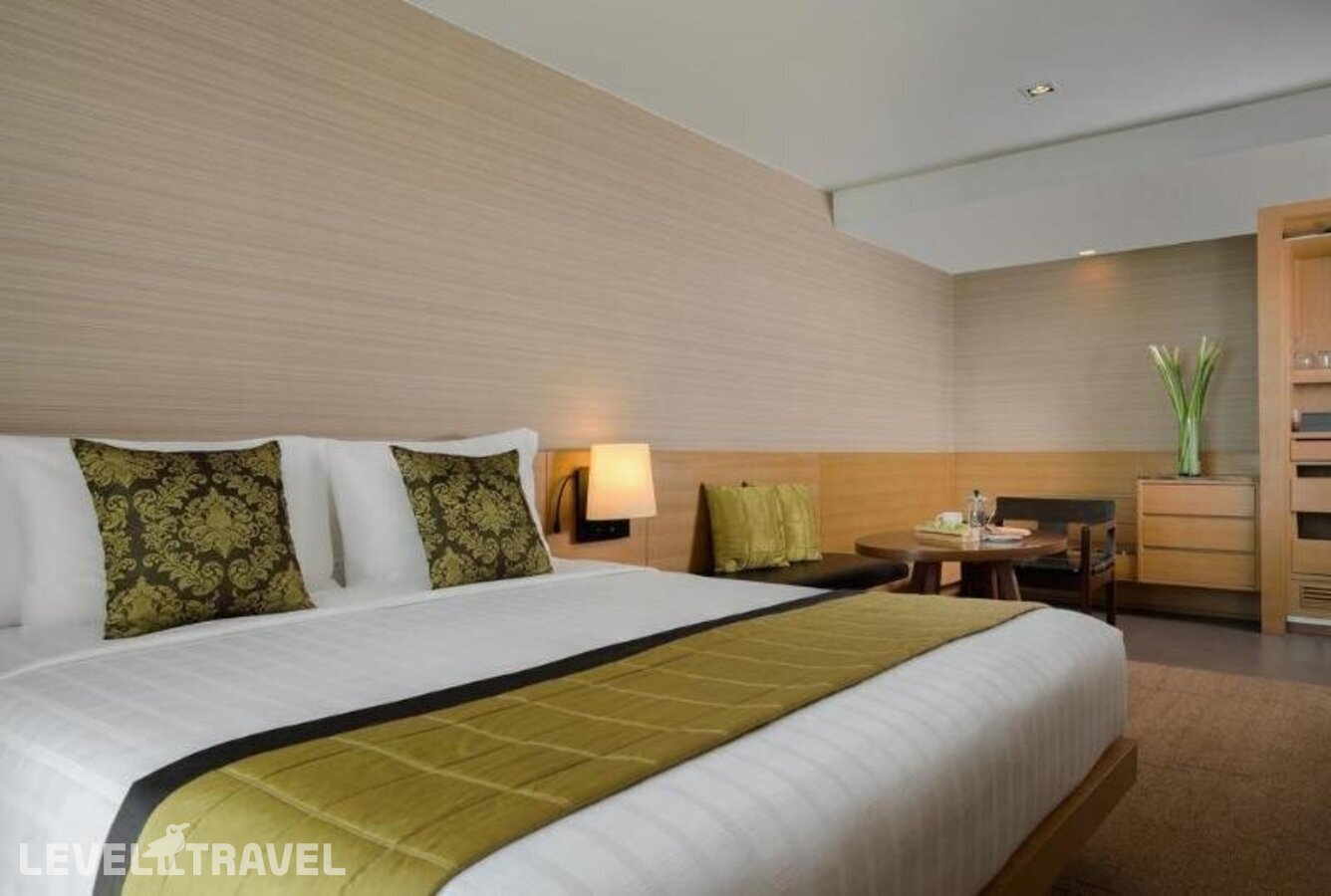 фотографии номера Стандартный номер отеля JC Kevin Sathorn Bangkok Hotel в Таиланд(Бангкок) - фото №1