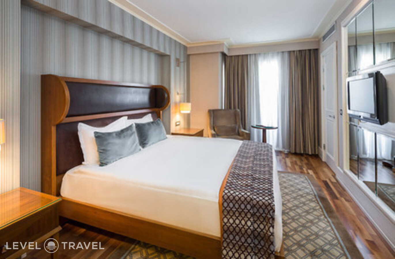 фотографии номера Люкс отеля Titanic City Hotel в Турция(Бейоглу) - фото №3