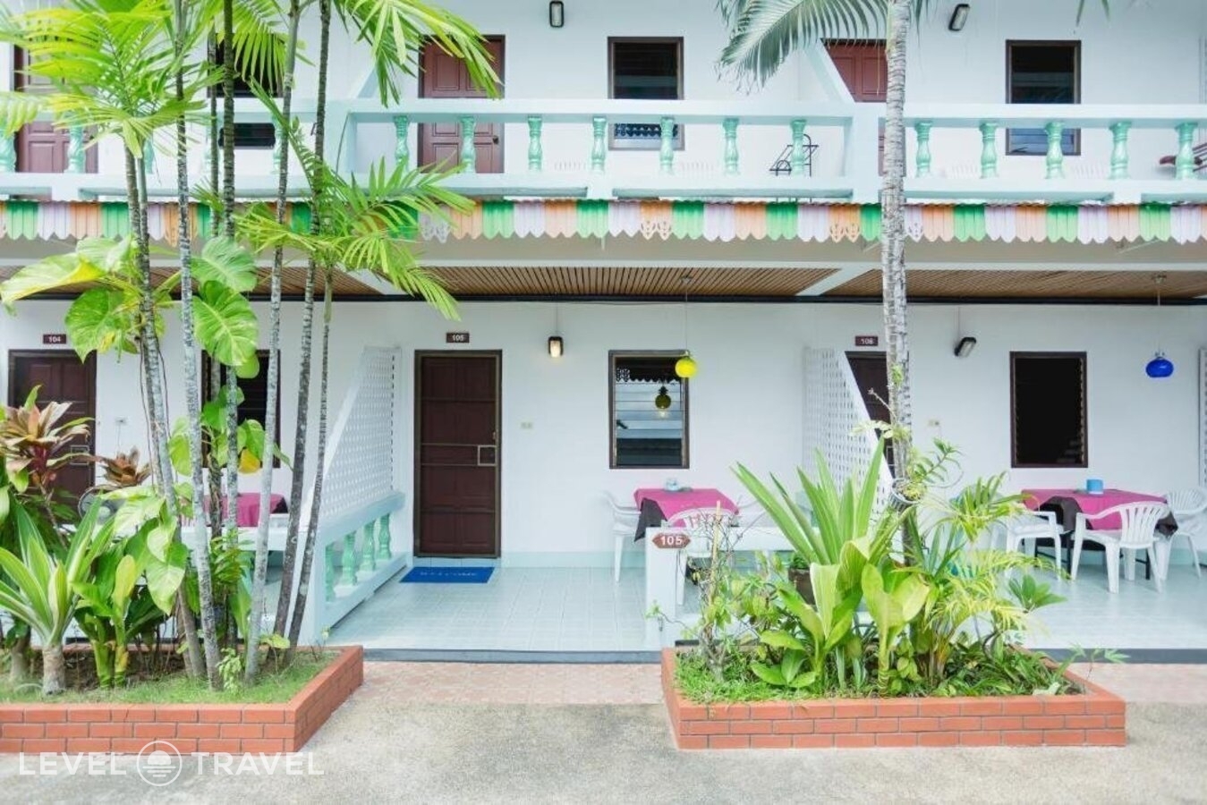 фотографии номера Делюкс с видом на бассейн отеля Rabbit Mansion Patong Hotel в Таиланд(Патонг Бич) - фото №7