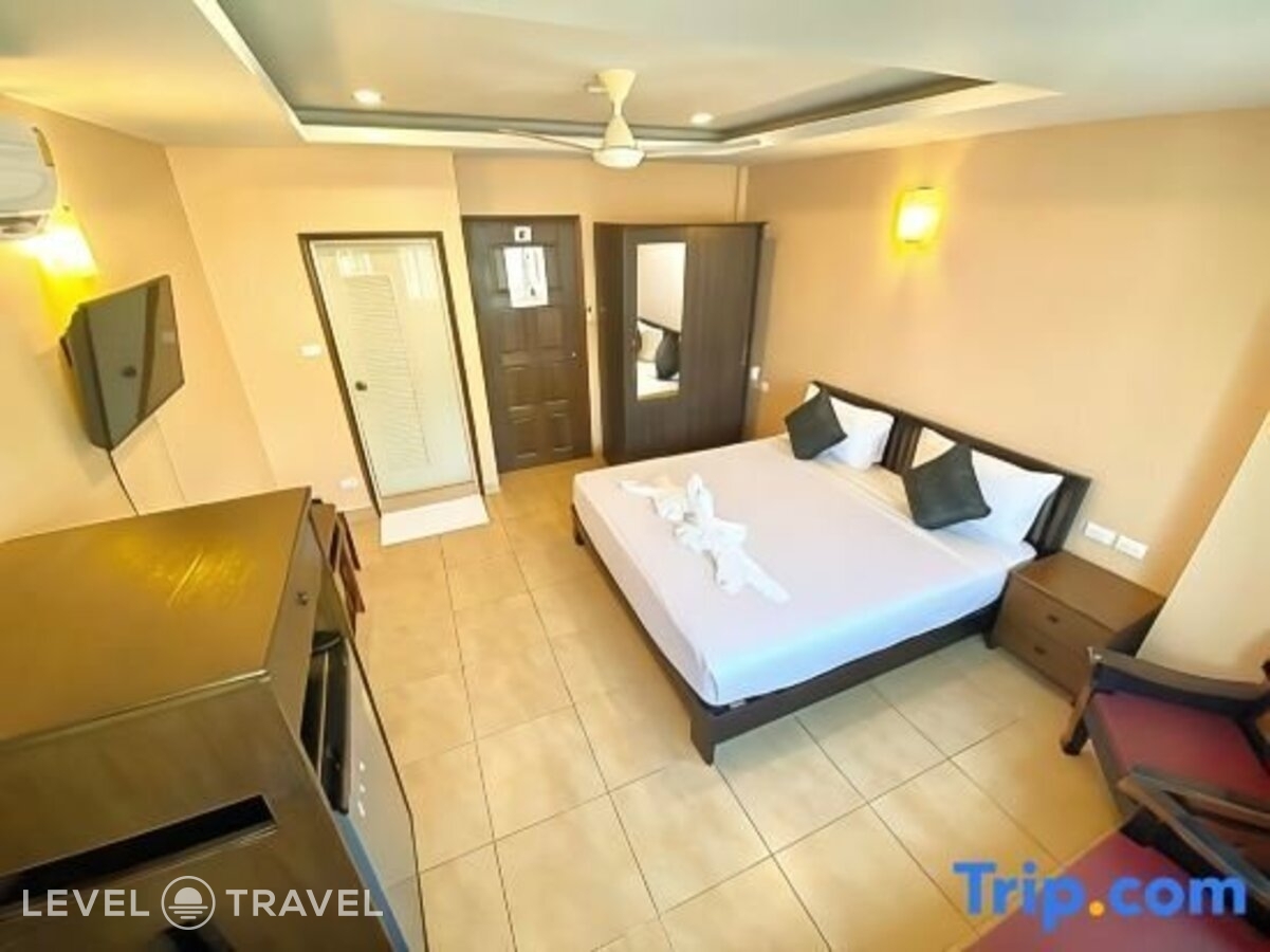фотографии номера Делюкс с видом на город отеля Star Guesthouse в Таиланд(Патонг Бич) - фото №20