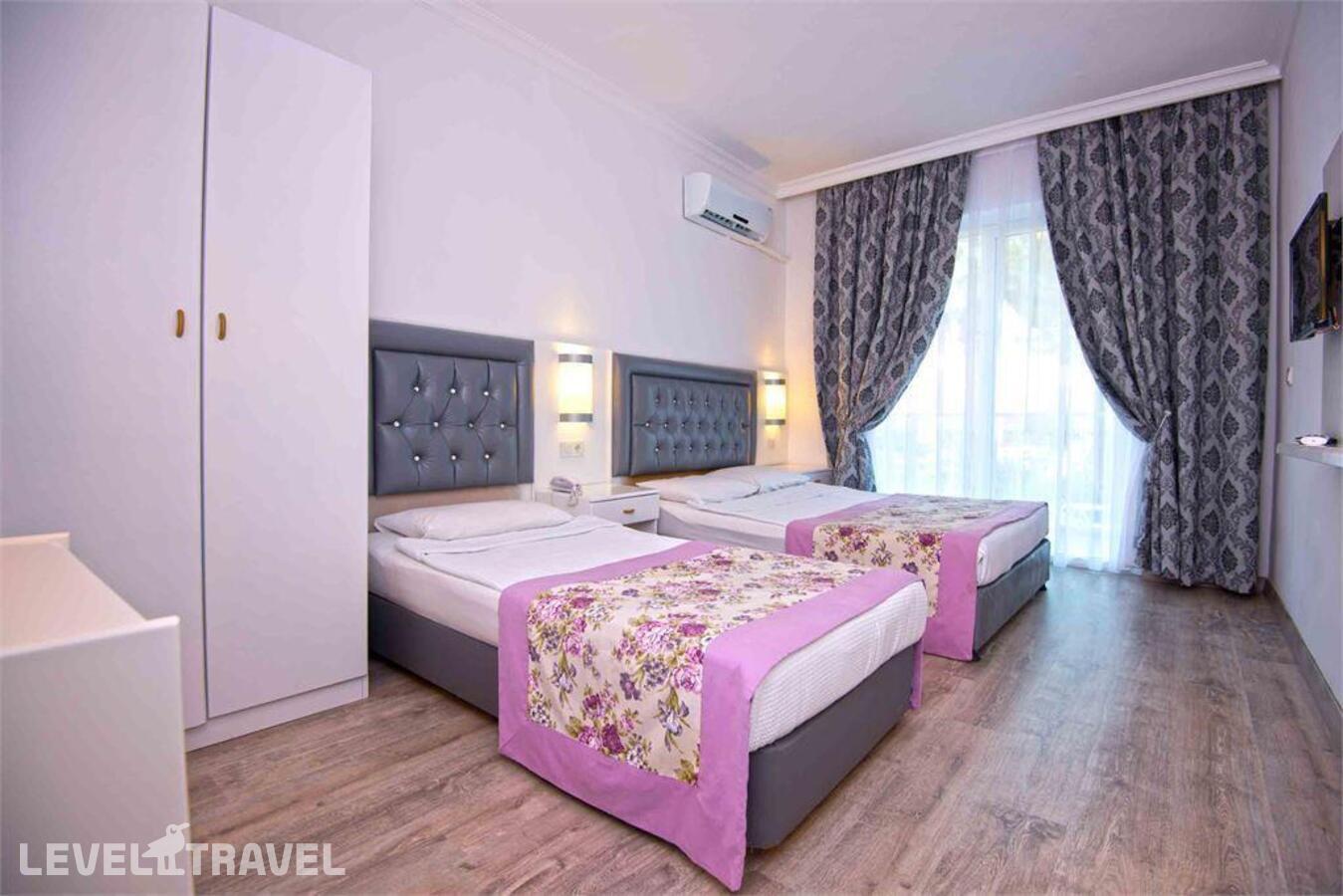 фотографии номера Стандартный номер отеля Halici Hotel в Турция(Мармарис - центр) - фото №4