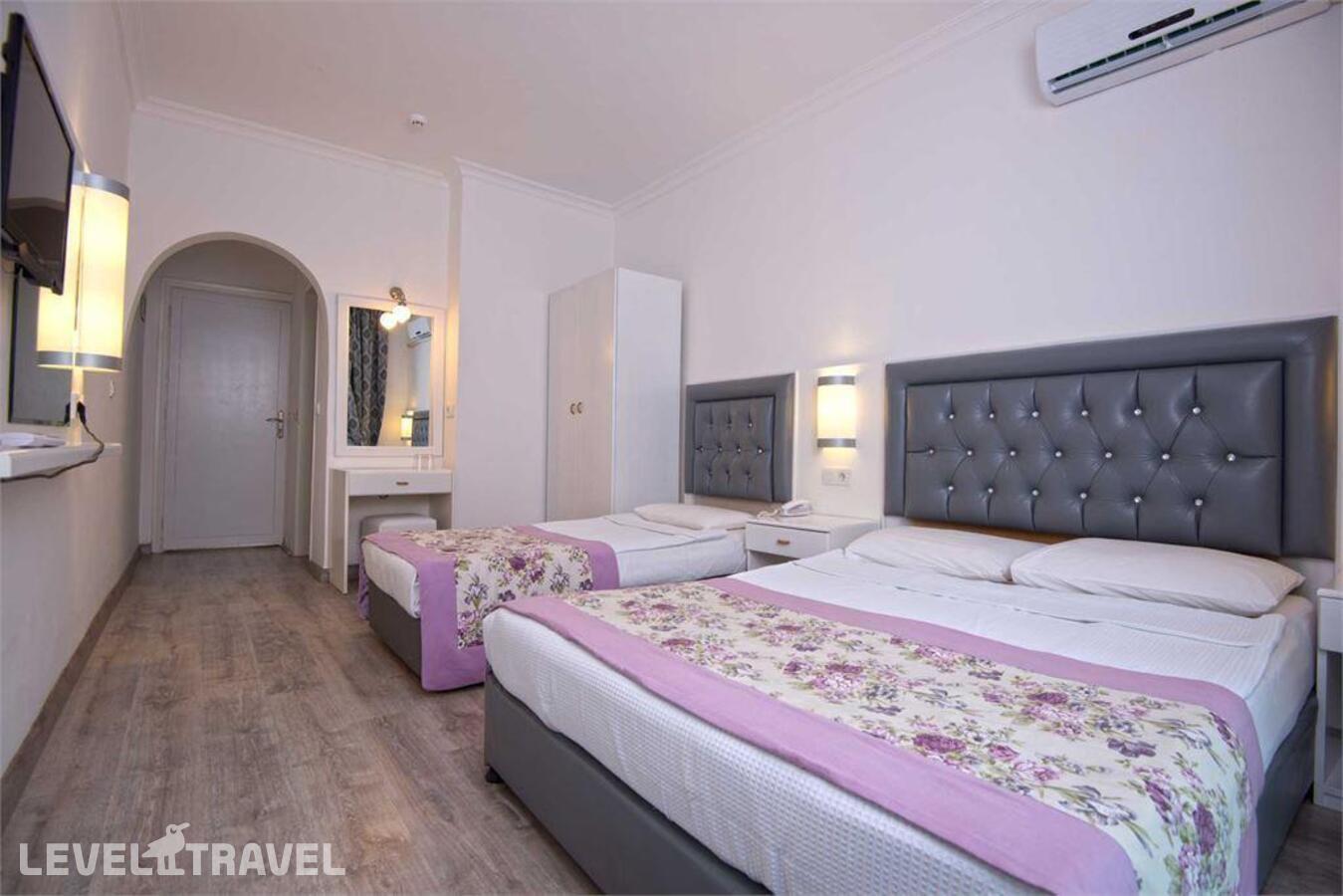 фотографии номера Стандартный номер отеля Halici Hotel в Турция(Мармарис - центр) - фото №3