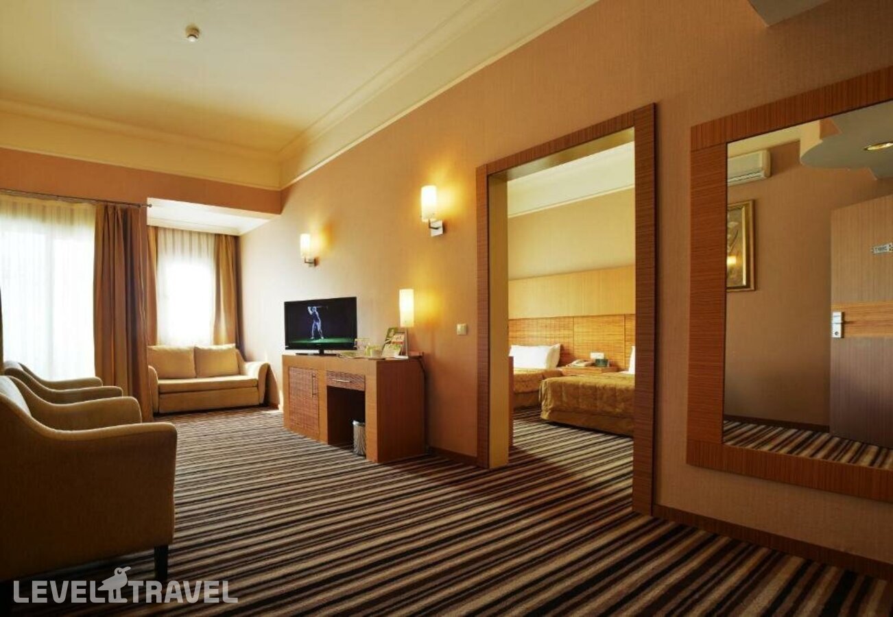 фотографии номера Семейный номер отеля Grand Cettia Hotel в Турция(Мармарис - центр) - фото №15