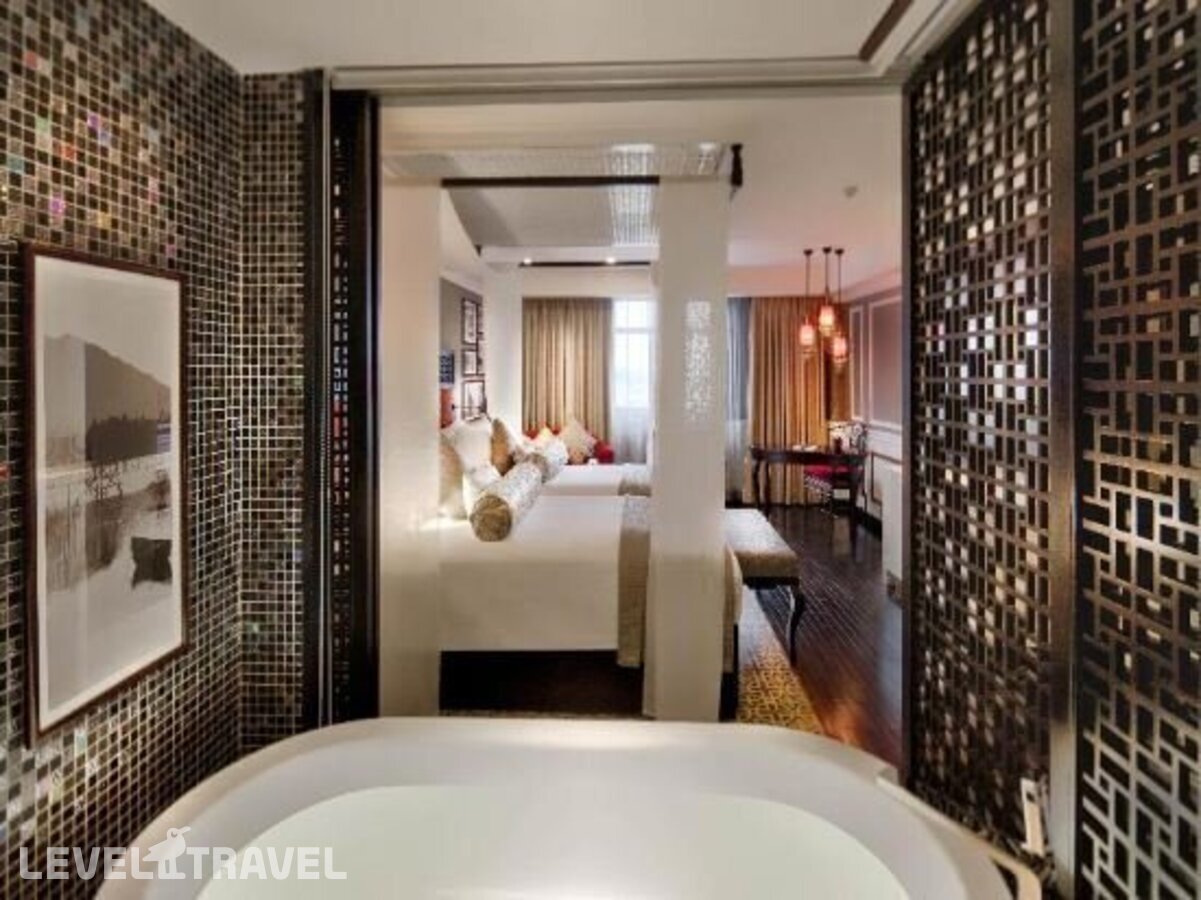 фотографии номера Делюкс с видом на город отеля Hotel Royal Hoi An - MGallery в Вьетнам(Хойан) - фото №18