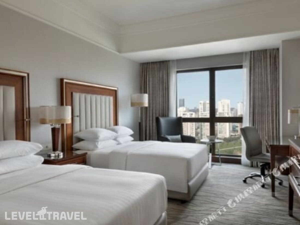 фотографии номера Делюкс отеля Marriott Istanbul Asia Hotel в Турция(Аташехир) - фото №6