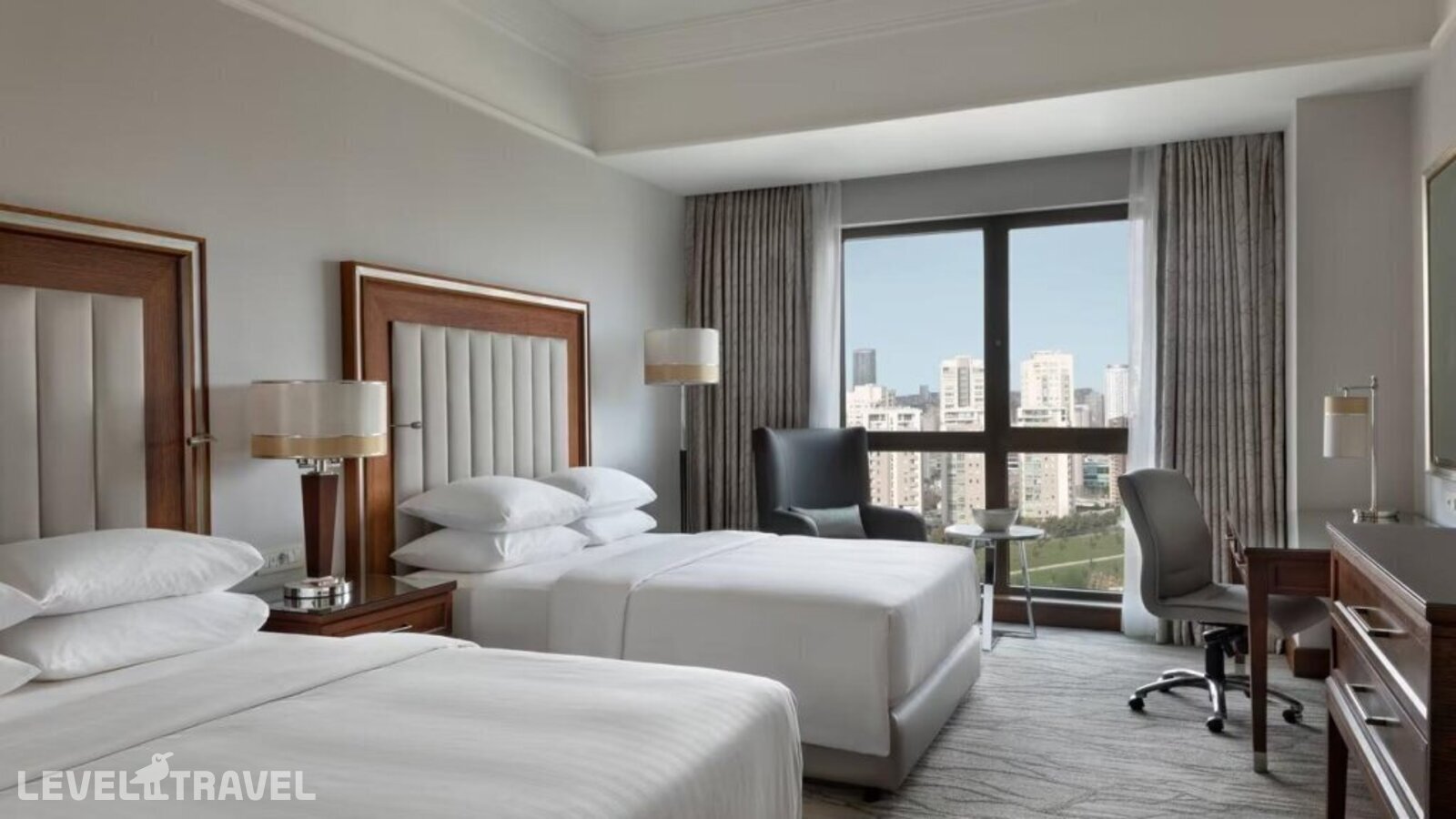 фотографии номера Делюкс отеля Marriott Istanbul Asia Hotel в Турция(Аташехир) - фото №14