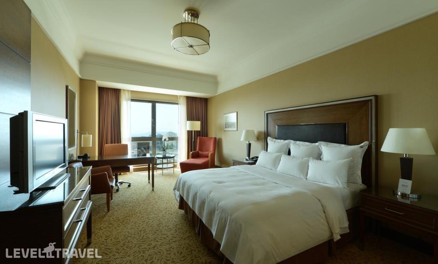 фотографии номера Представительский номер отеля Marriott Istanbul Asia Hotel в Турция(Аташехир) - фото №1
