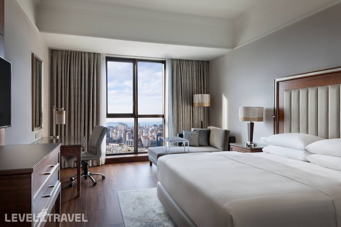 фотографии номера Представительский номер отеля Marriott Istanbul Asia Hotel в Турция(Аташехир) - фото №22
