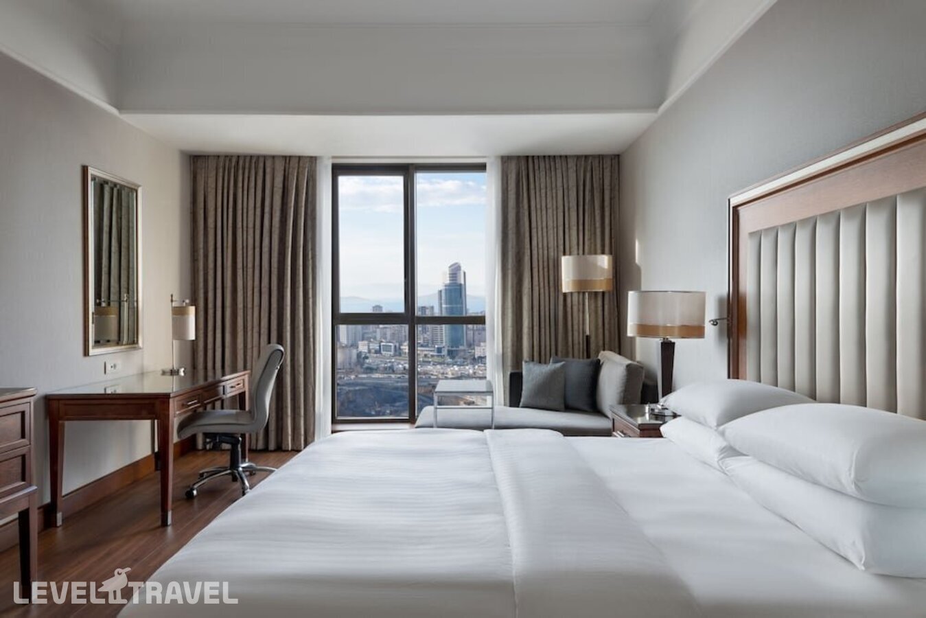 фотографии номера Представительский номер отеля Marriott Istanbul Asia Hotel в Турция(Аташехир) - фото №17