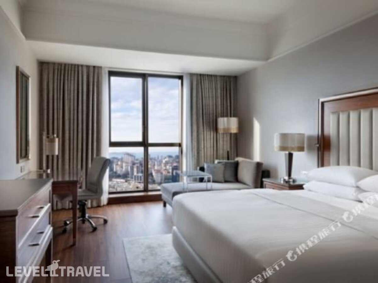 фотографии номера Представительский номер отеля Marriott Istanbul Asia Hotel в Турция(Аташехир) - фото №7