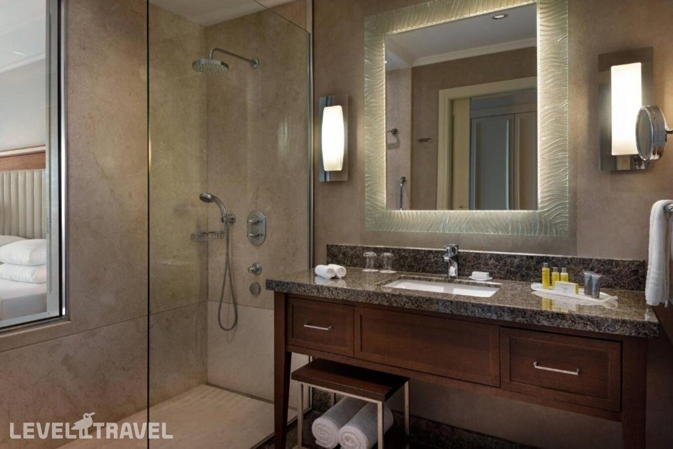 фотографии номера Делюкс с видом на город отеля Marriott Istanbul Asia Hotel в Турция(Аташехир) - фото №8