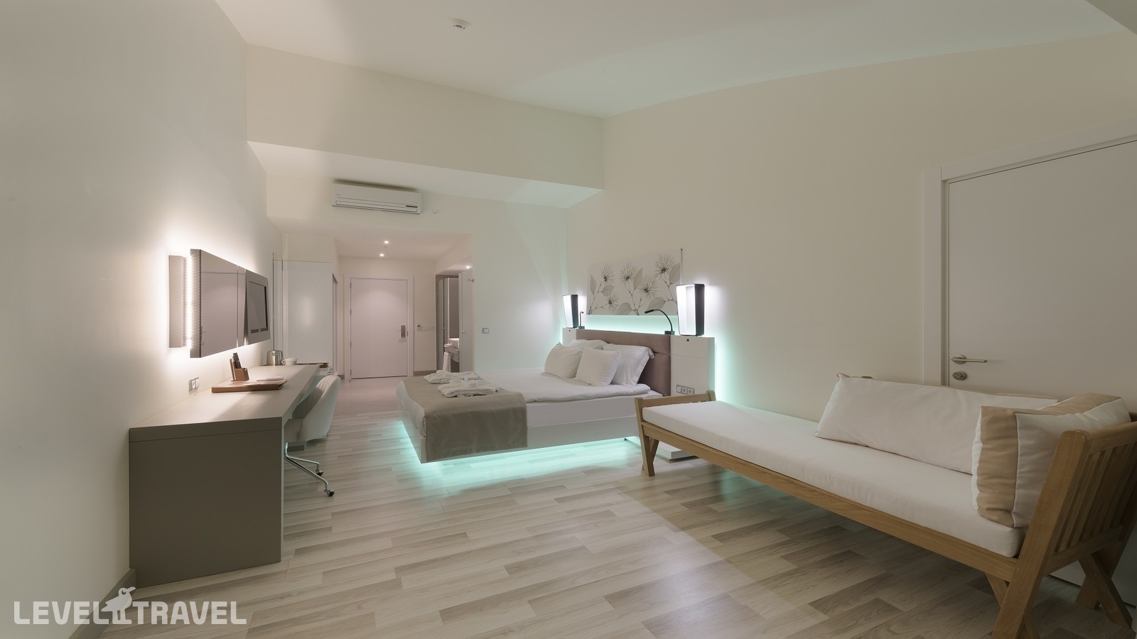 фотографии номера Делюкс улучшенный отеля Flora Garden Ephesus Hotel в Турция(Кушадасы) - фото №2