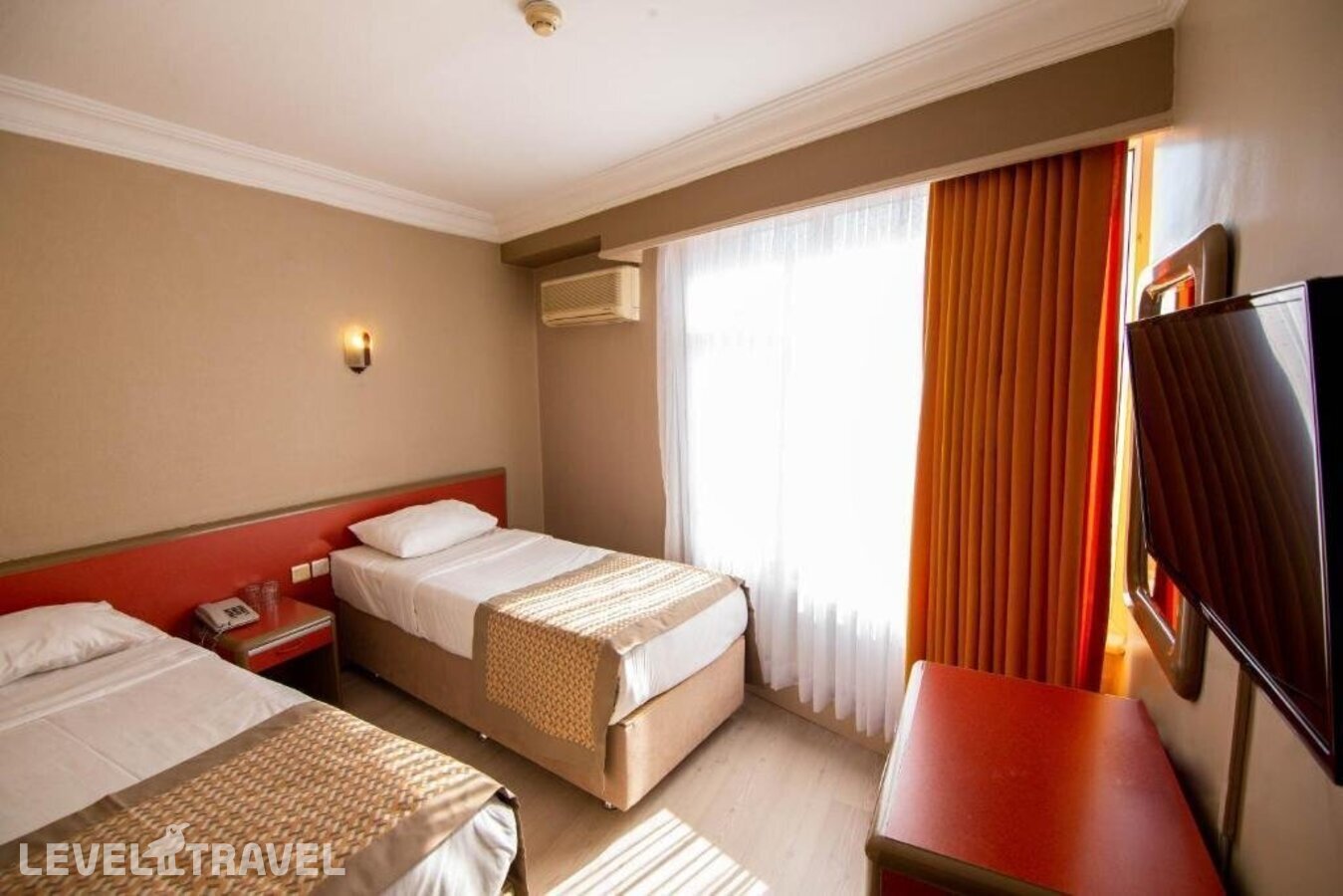 фотографии номера Семейный номер отеля Sahinler Hotel в Турция(Фатих) - фото №7