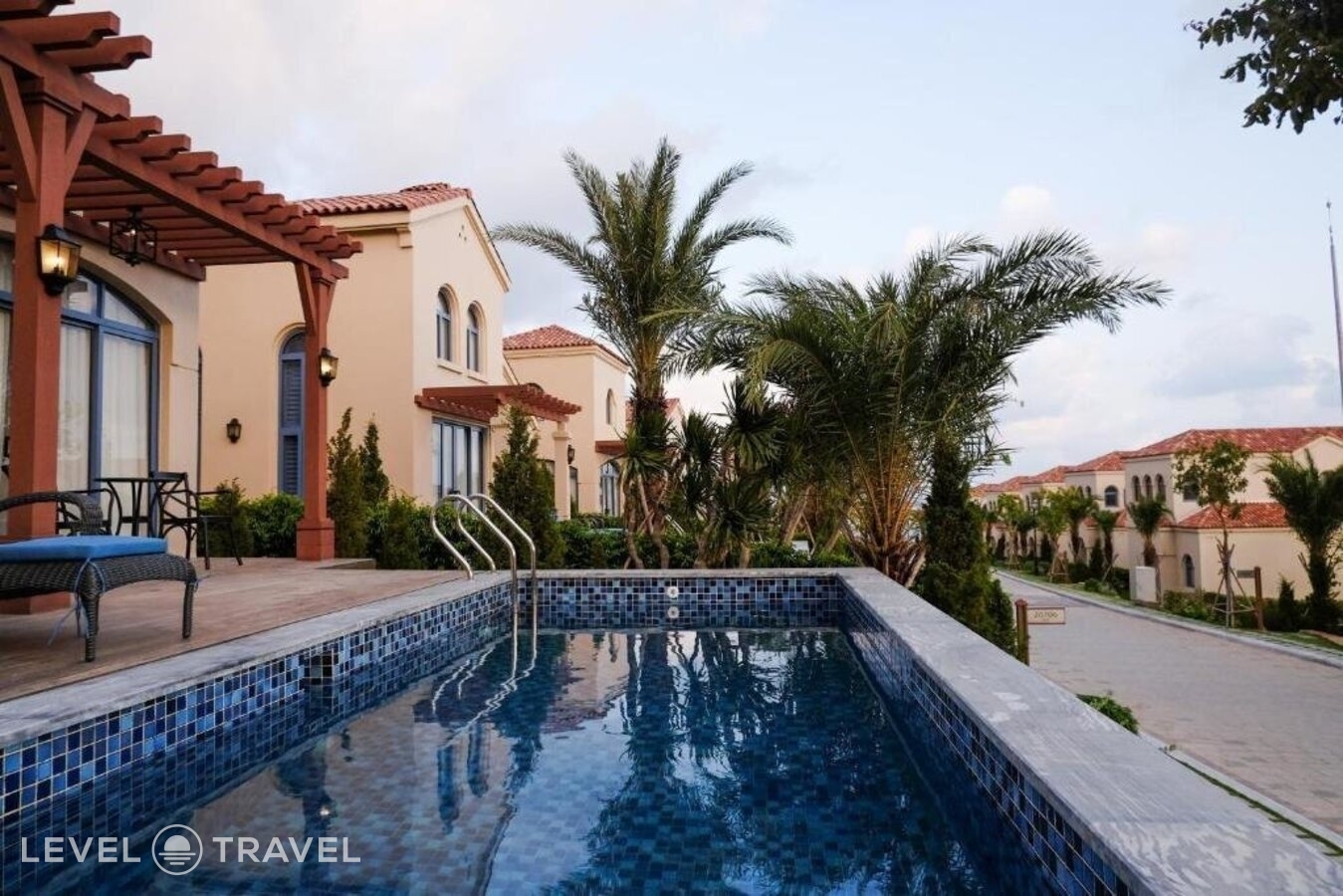 фотографии номера Вилла с видом на океан (2 спальни) отеля Centara Mirage Resort Mui Ne в Вьетнам(Муйне) - фото №7