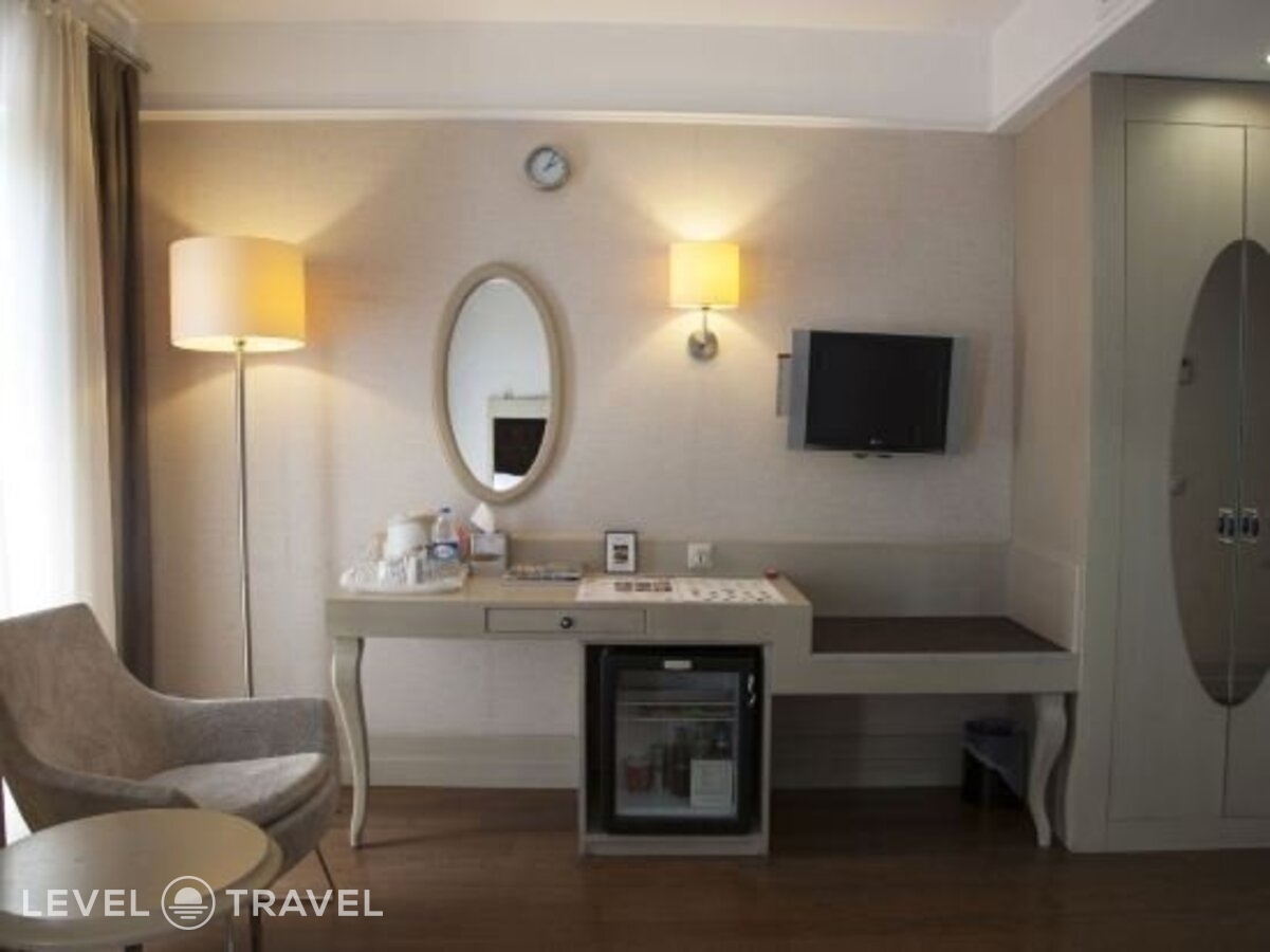фотографии номера Семейный номер отеля Faros Hotel Sultanahmet в Турция(Фатих) - фото №13
