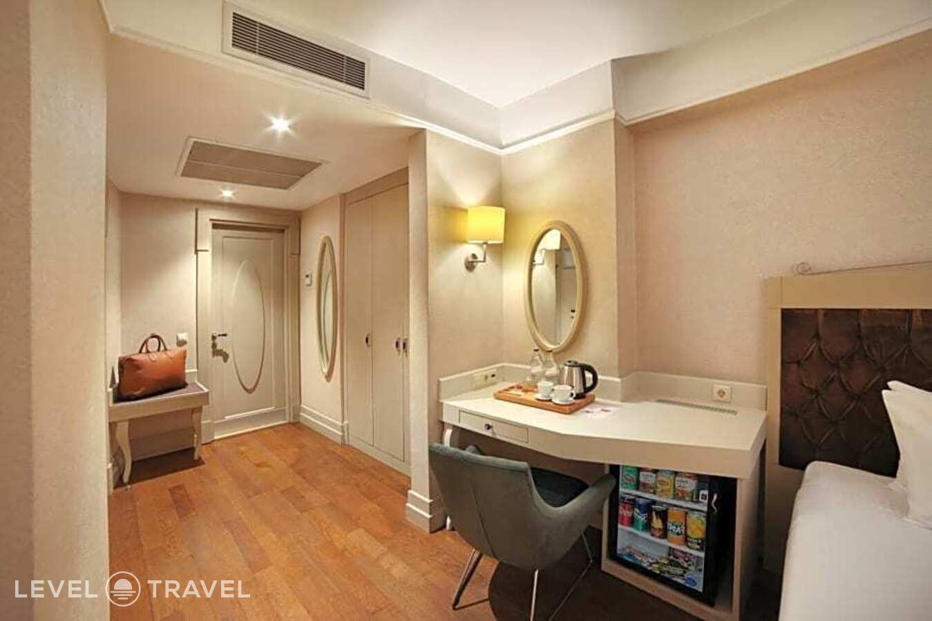 фотографии номера Семейный номер отеля Faros Hotel Sultanahmet в Турция(Фатих) - фото №90