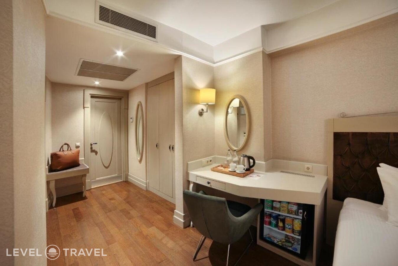 фотографии номера Трехместный номер отеля Faros Hotel Sultanahmet в Турция(Фатих) - фото №28