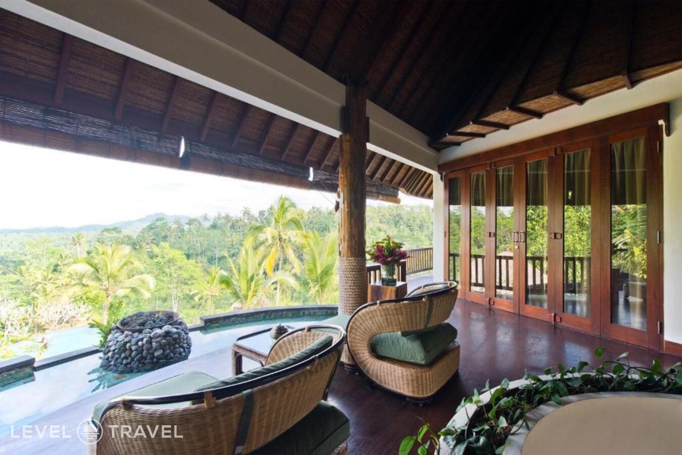 фотографии номера Люкс с видом на бассейн отеля Adiwana Dara Ayu Villas в Индонезия(Гианьяр) - фото №15