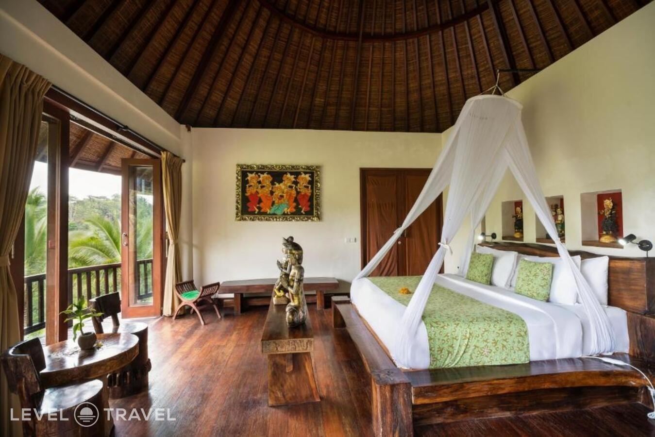 фотографии номера Люкс с видом на бассейн отеля Adiwana Dara Ayu Villas в Индонезия(Гианьяр) - фото №10