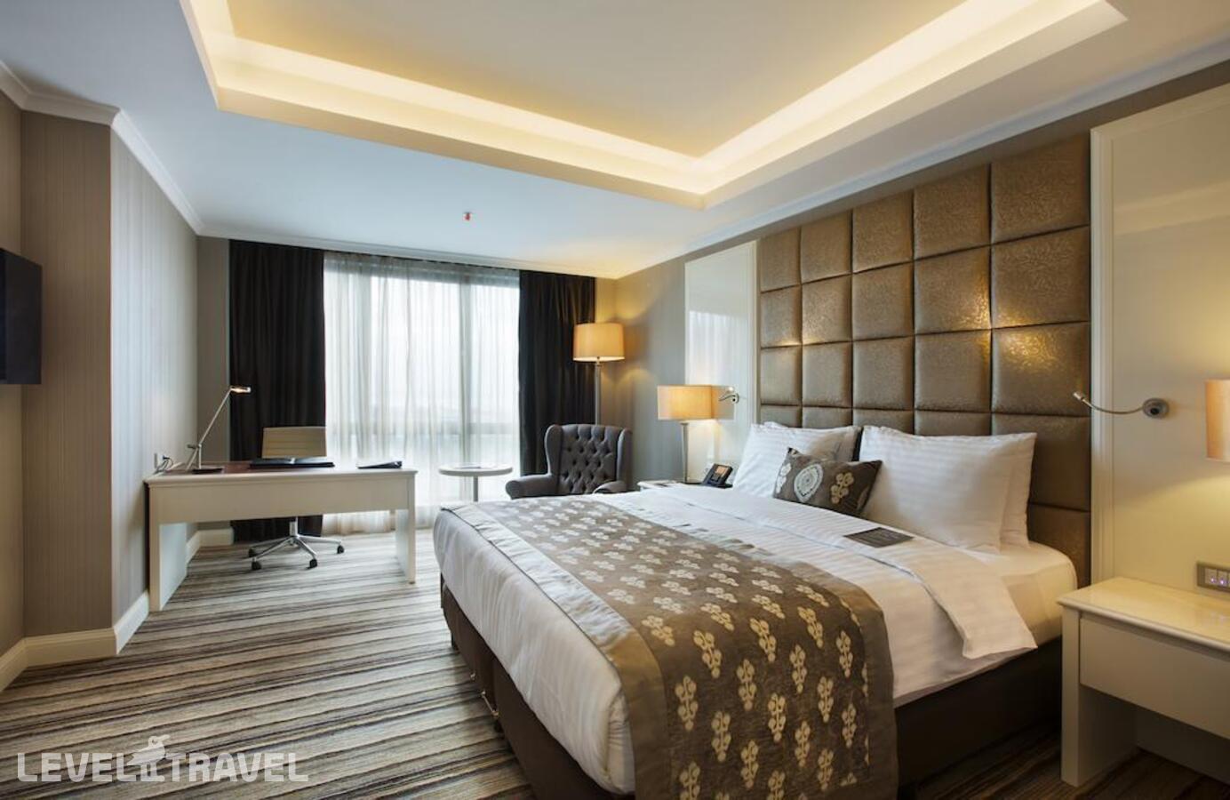 фотографии номера Улучшенный номер отеля Dedeman Bostanci Istanbul Hotel & Convention Centre в Турция(Аташехир) - фото №2